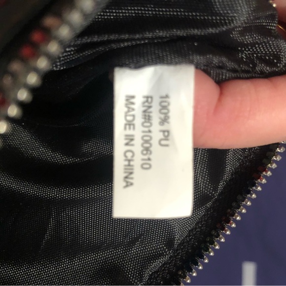 Hard Rock Cafe Black Multicolor Wristlet - Picture 7 of 8